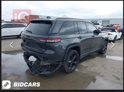 جیپ گراند شیرۆکی